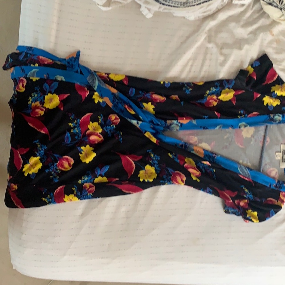 Beautiful Dvf Silk Wrap Dress - image 1